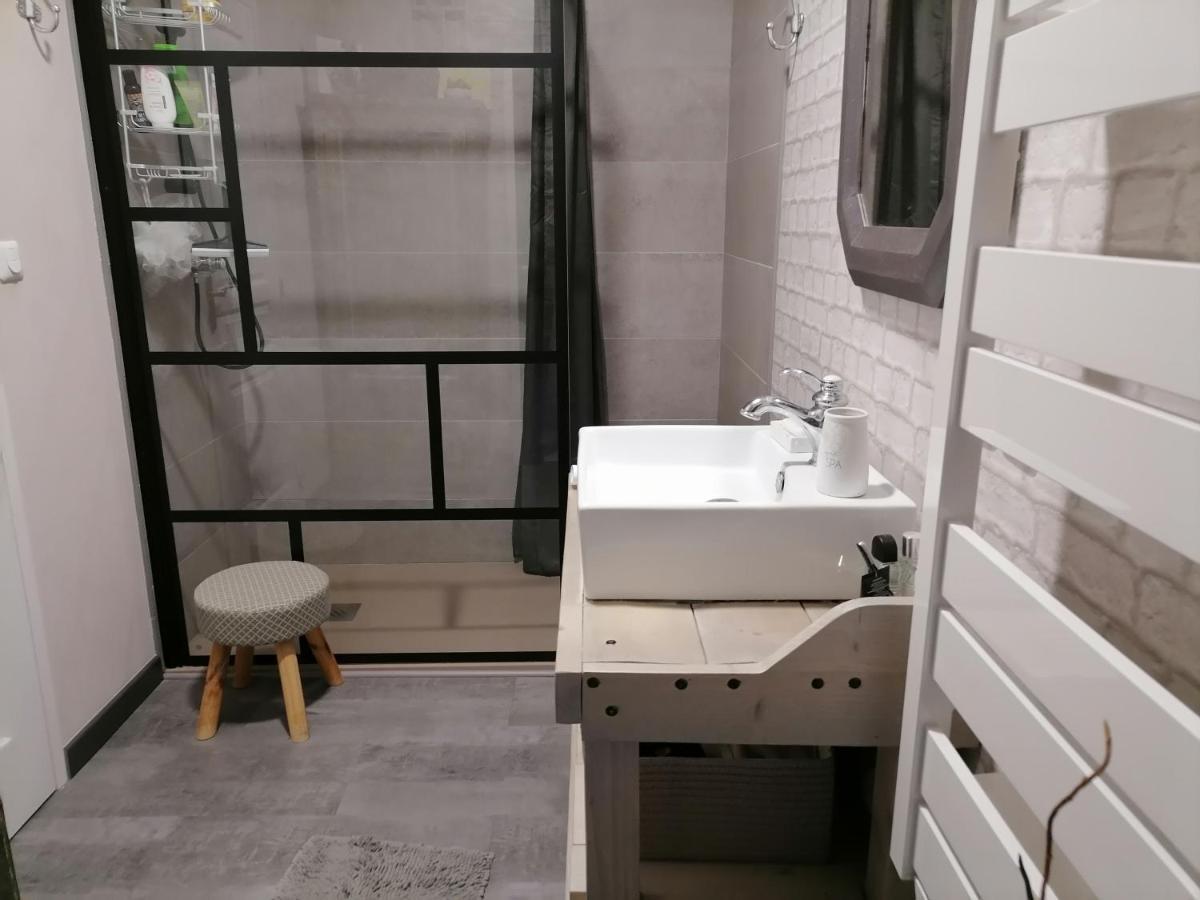 Apartamento La Croix Landolle Châteaubernard Exterior foto