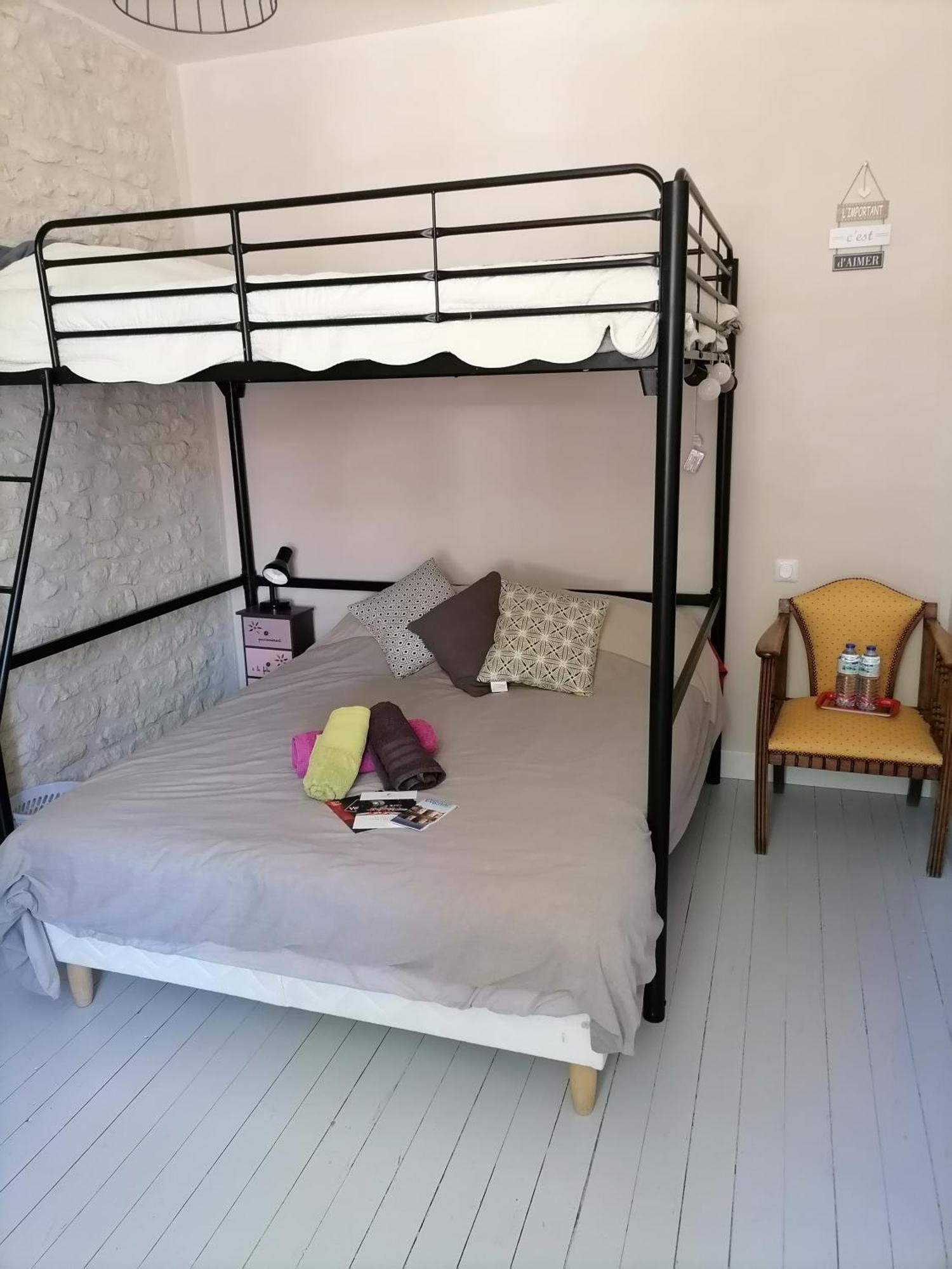 Apartamento La Croix Landolle Châteaubernard Habitación foto